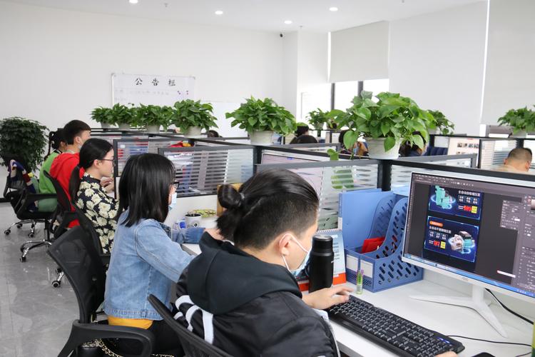 成都哪里能找到专业做网站的公司？快速提升企业网络形象！